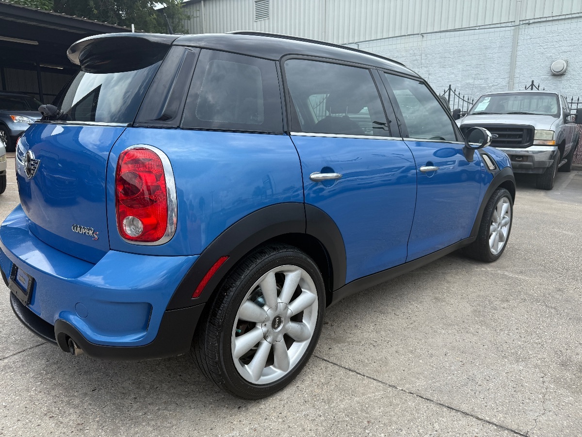 2011 Mini Countryman S photo 4