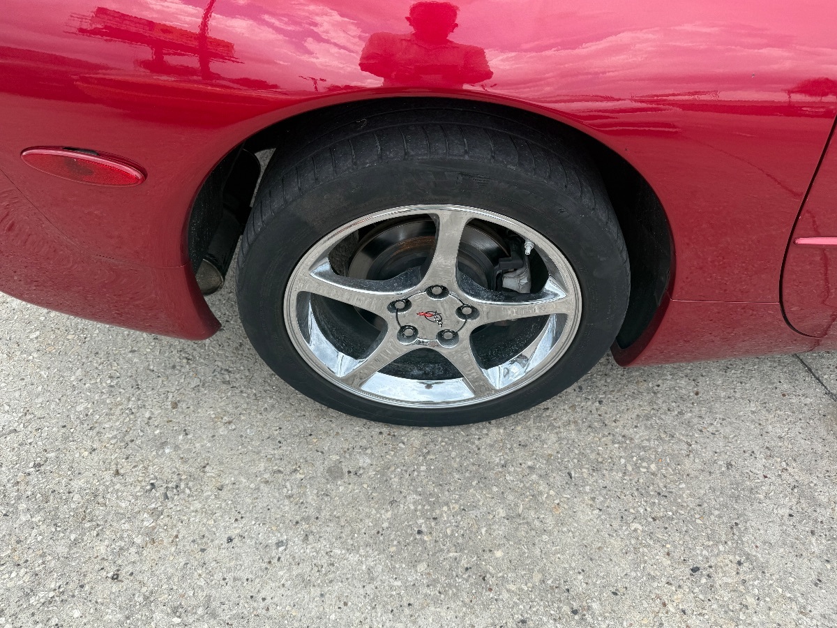2002 Chevrolet Corvette photo 11