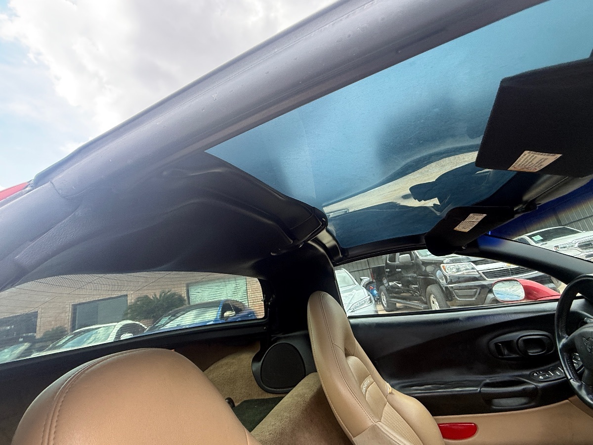2002 Chevrolet Corvette photo 16