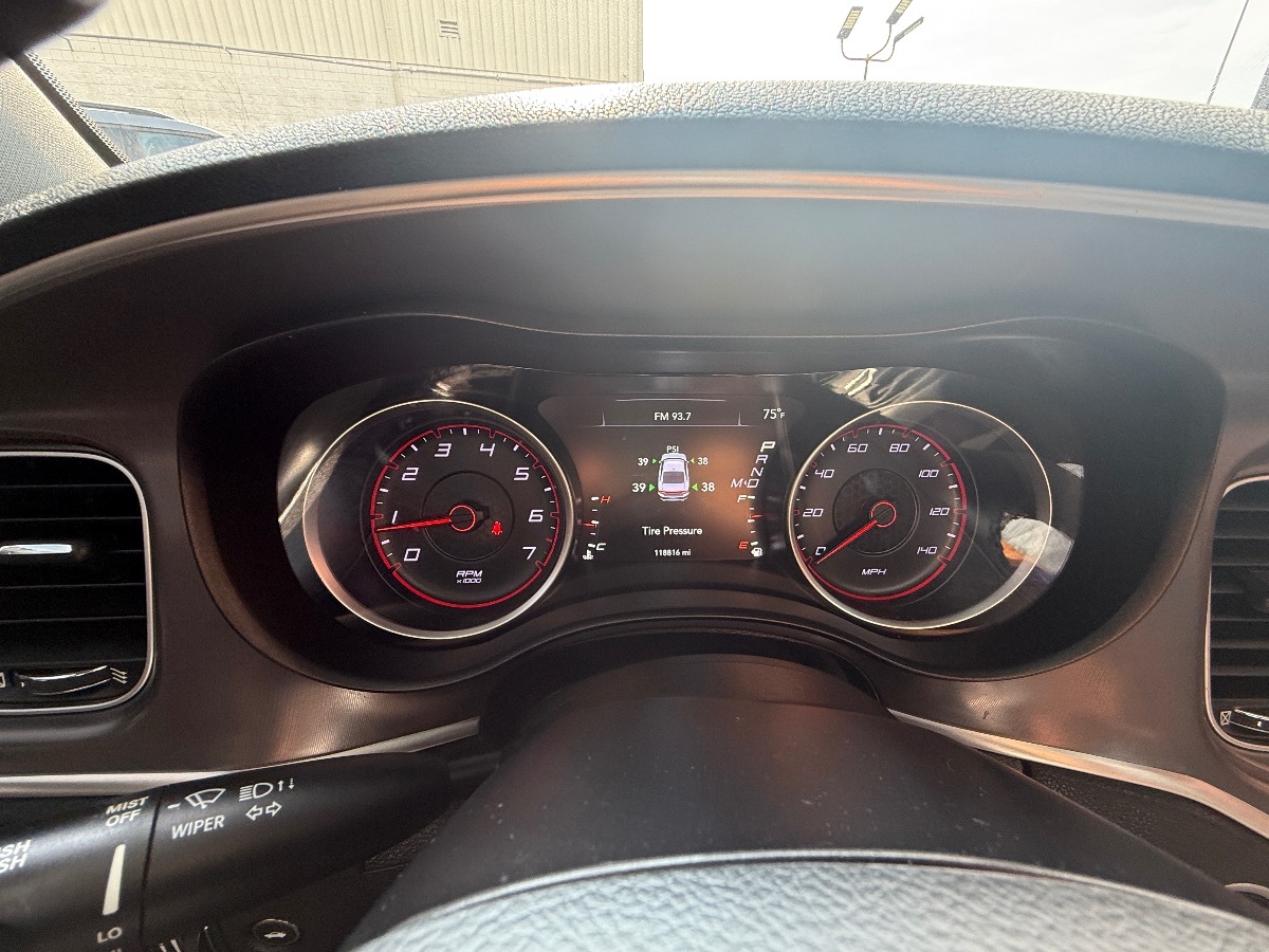 2020 Dodge Charger SXT photo 20
