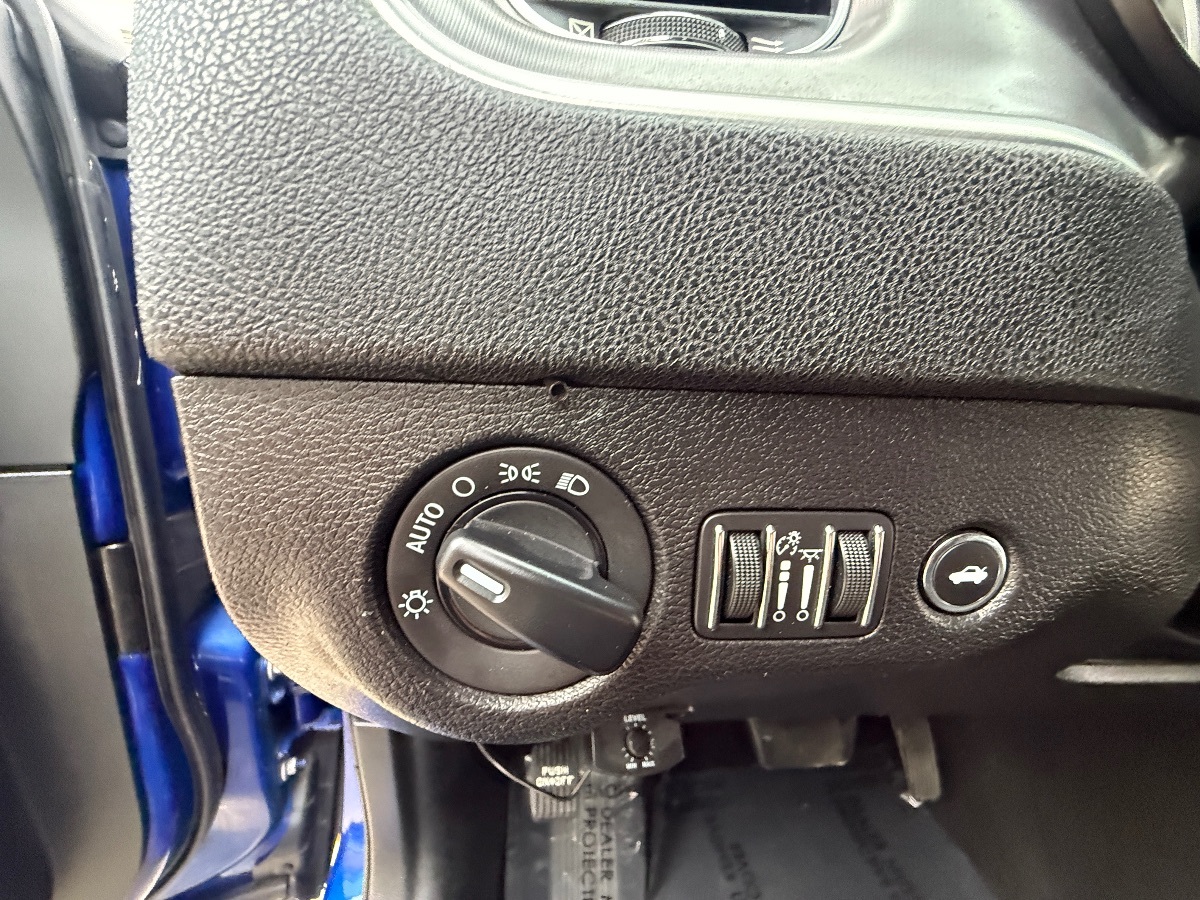 2019 Dodge Charger SXT - Photo 20