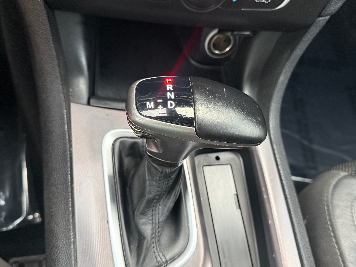 2019 Dodge Charger SXT photo 27