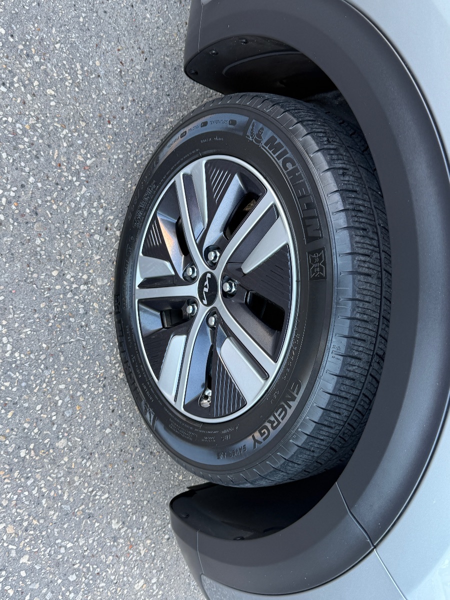2022 Kia Niro Plug-In Hybrid EX Premium photo 11