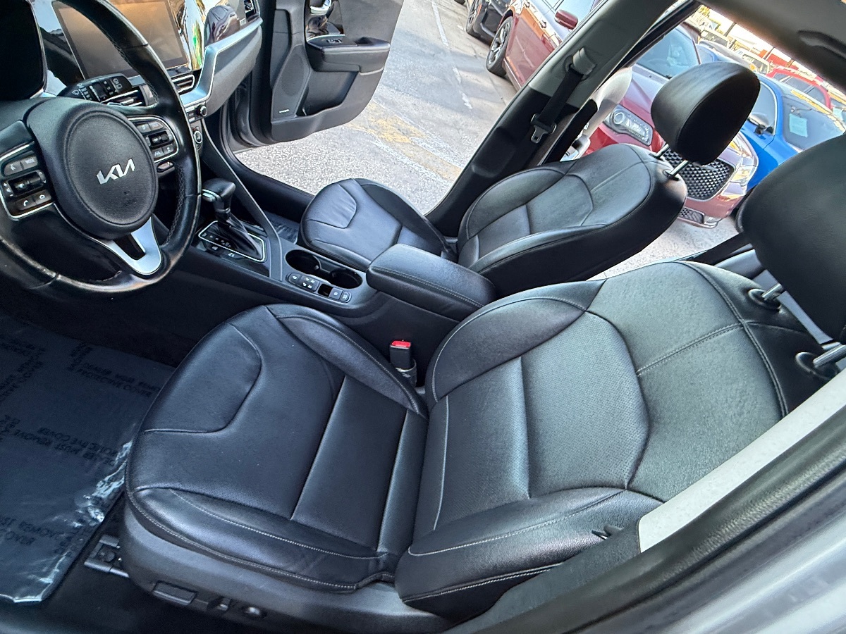 2022 Kia Niro Plug-In Hybrid EX Premium photo 23