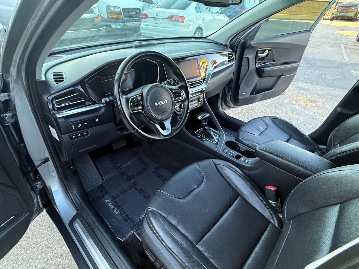 2022 Kia Niro Plug-In Hybrid EX Premium photo 24