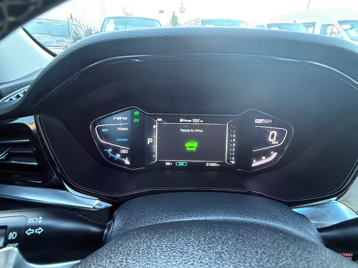 2022 Kia Niro Plug-In Hybrid EX Premium photo 25