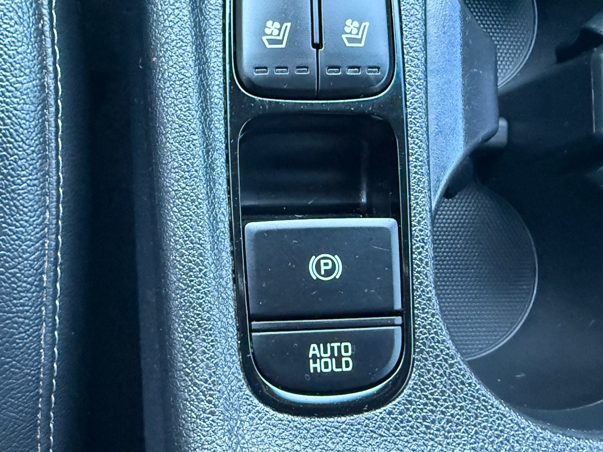 2022 Kia Niro Plug-In Hybrid EX Premium photo 30
