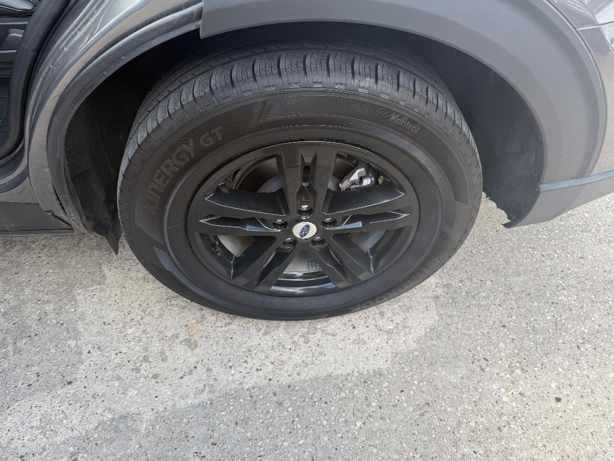 2024 Ford Explorer XLT - Photo 10