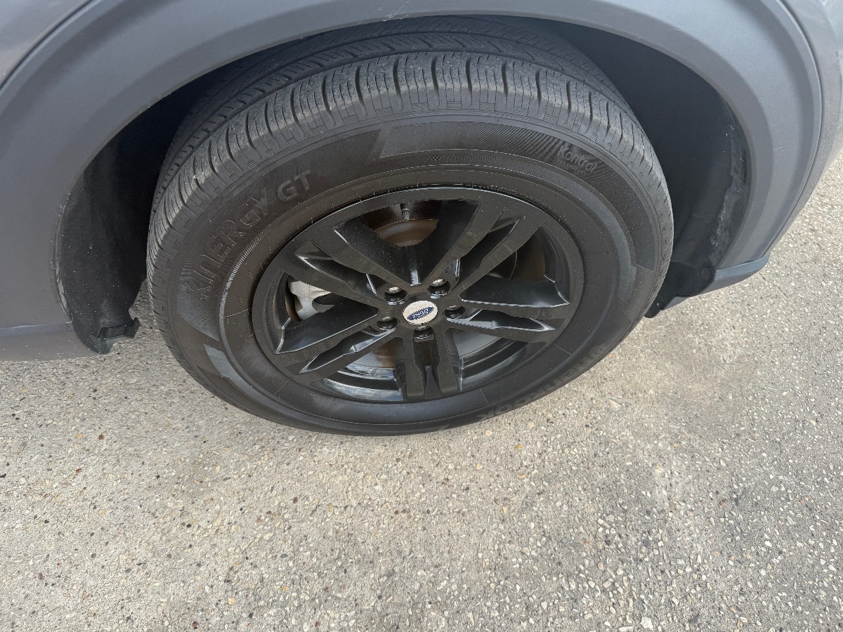 2024 Ford Explorer XLT - Photo 12