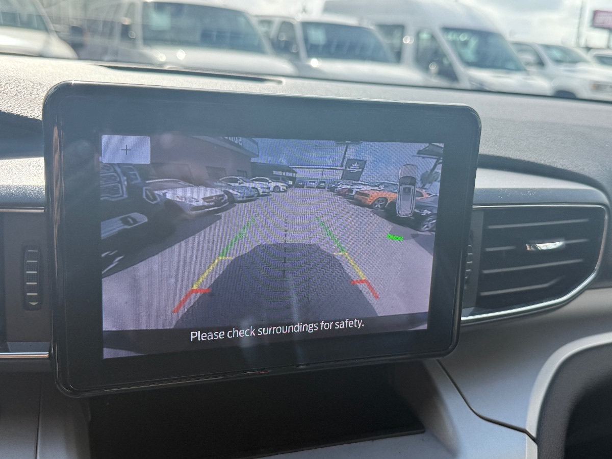 2024 Ford Explorer XLT - Photo 31