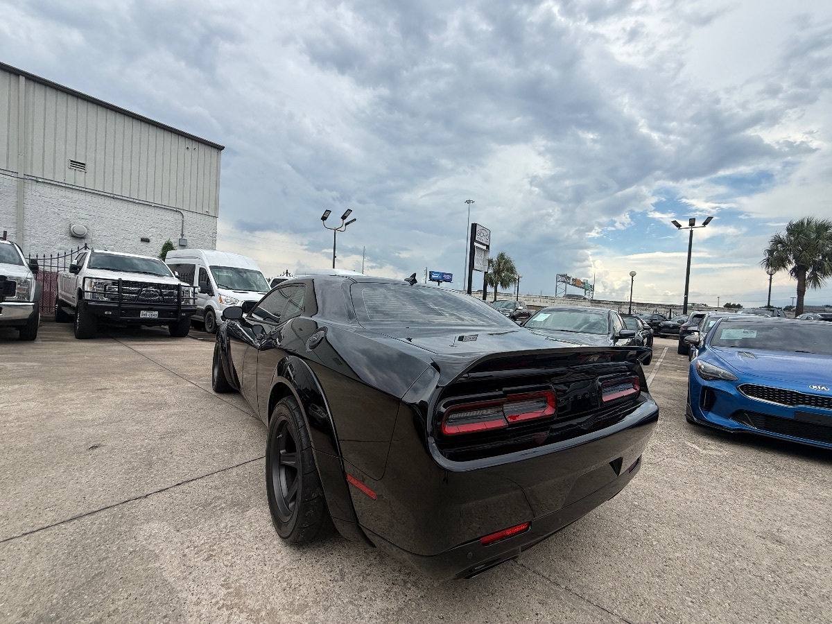 2023 Dodge Challenger SRT8 Hellcat Redeye photo 5