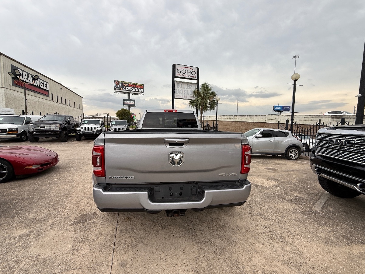 2022 Ram 3500 Laramie photo 5