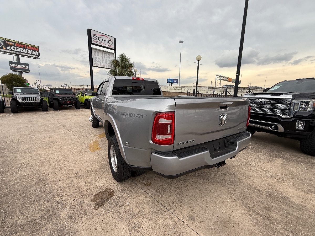2022 Ram 3500 Laramie photo 6