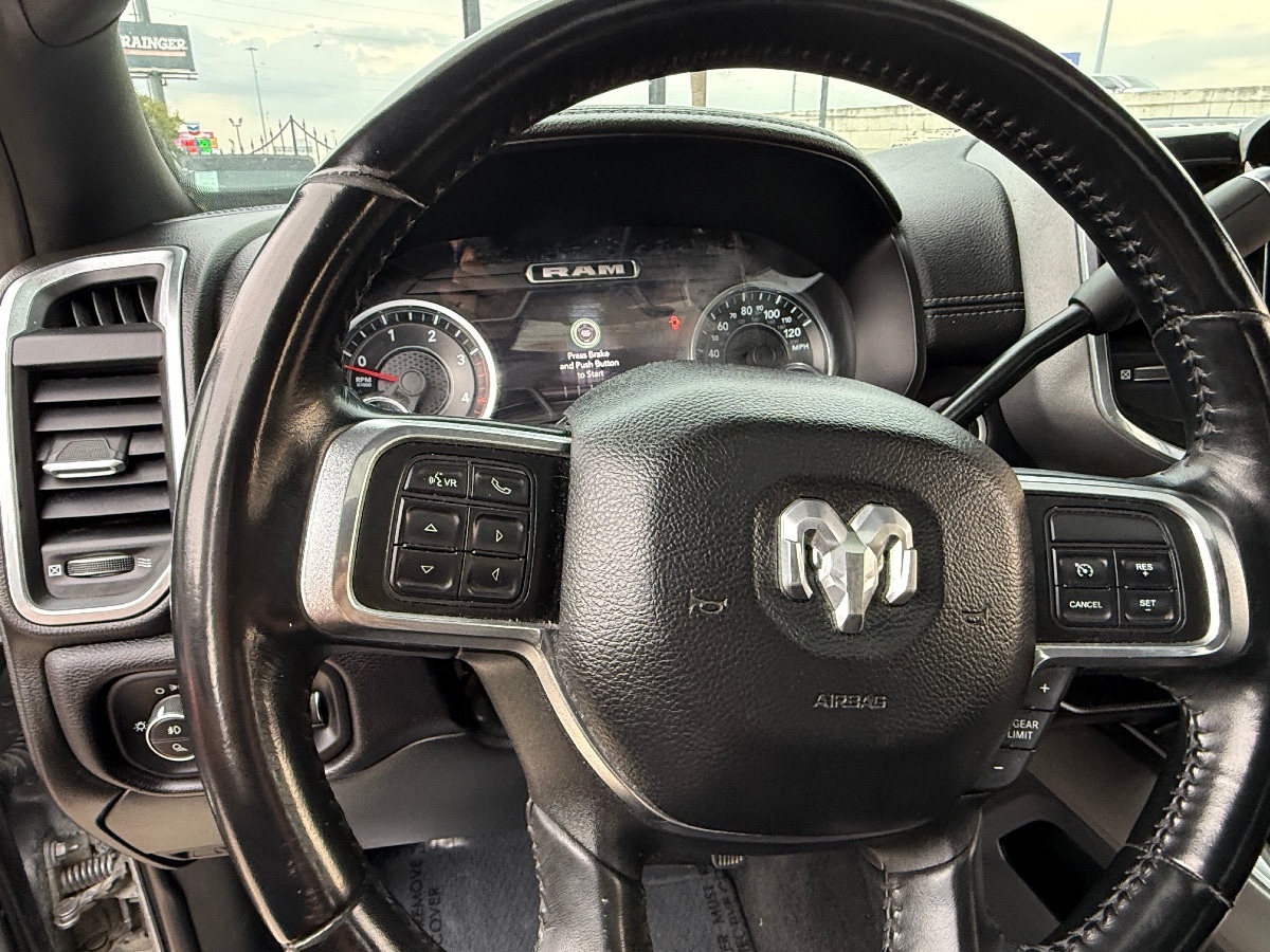 2022 Ram 3500 Laramie photo 23