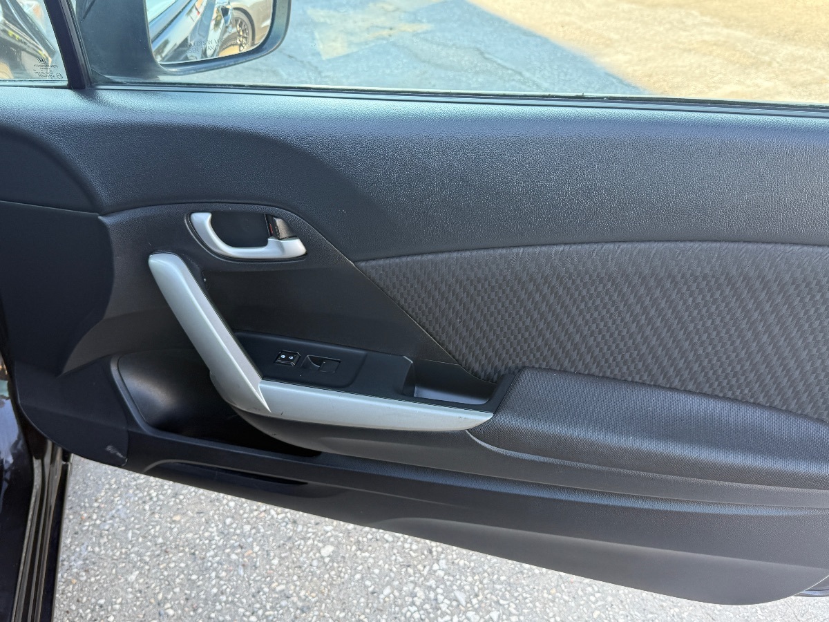 2014 Honda Civic LX photo 12