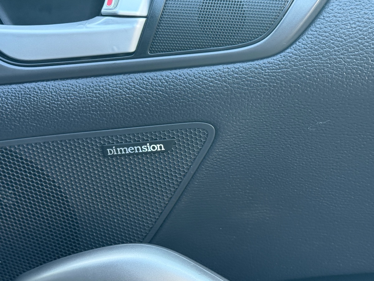 2016 Hyundai Veloster Turbo photo 11