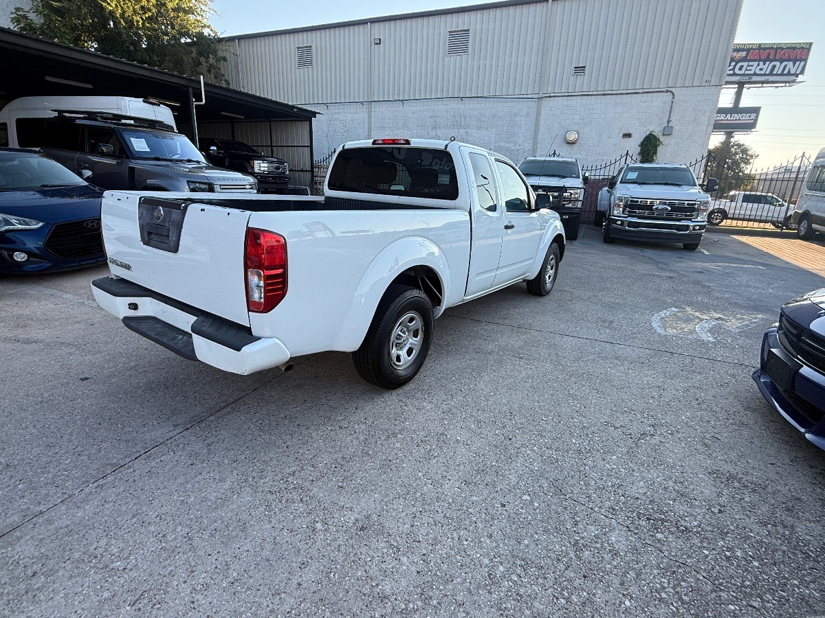 2017 Nissan Frontier King Cab S photo 4