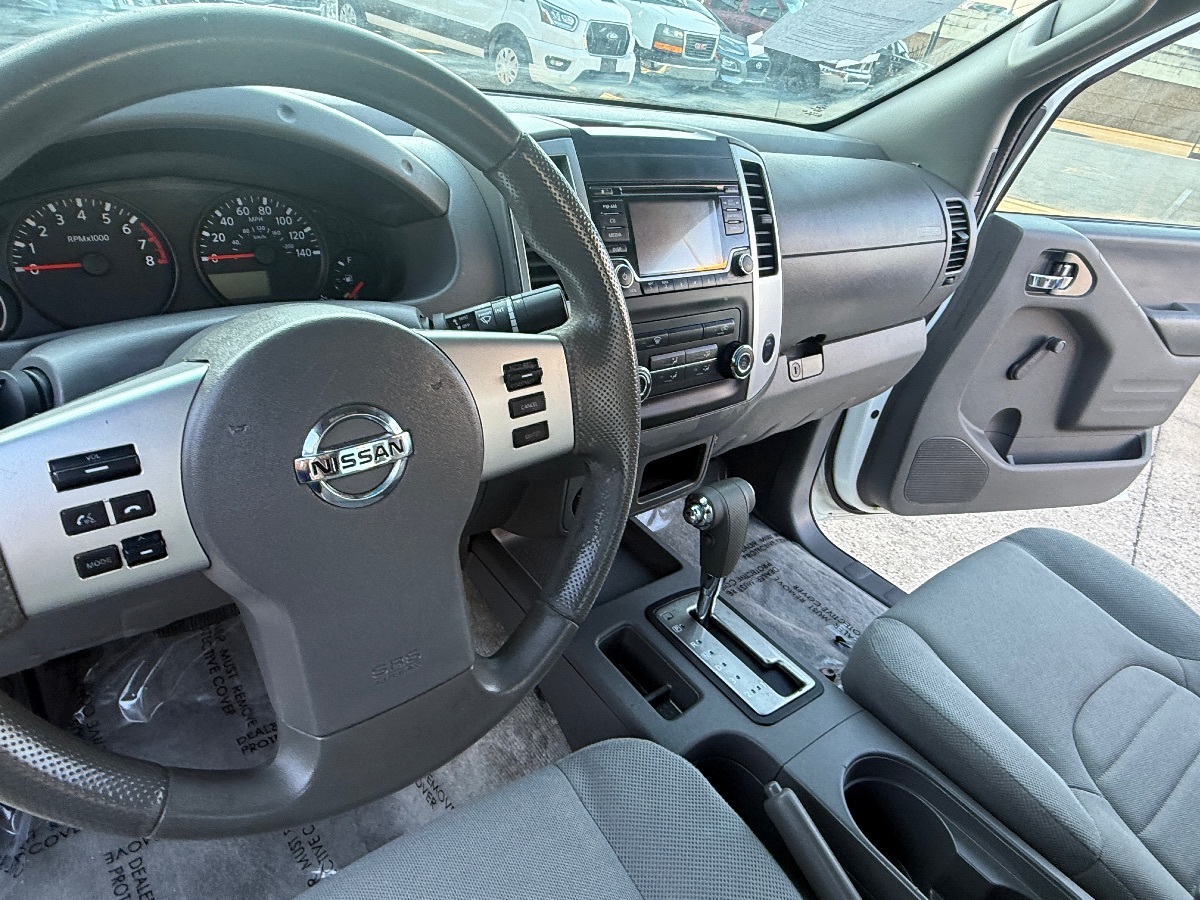 2017 Nissan Frontier King Cab S photo 18