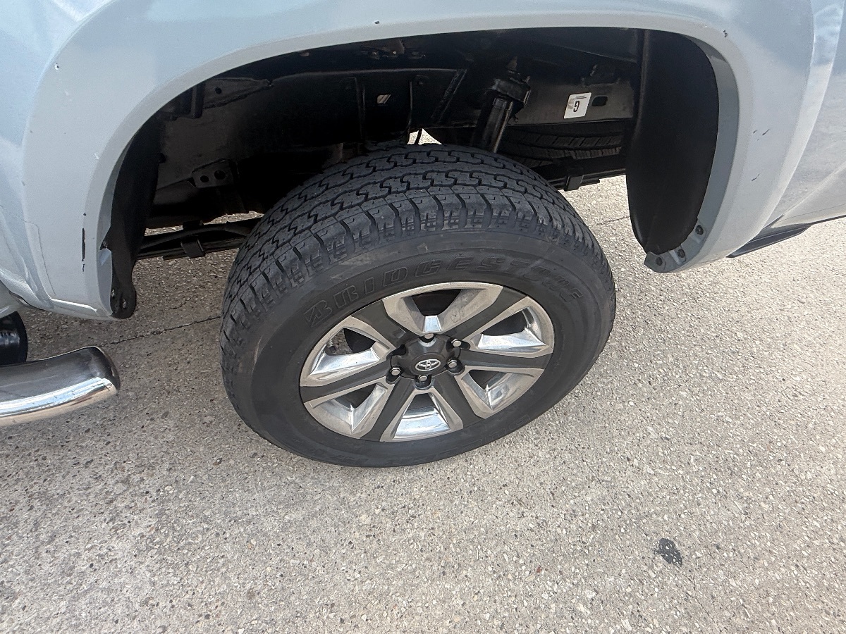 2019 Toyota Tacoma SR Double Cab V6 photo 14