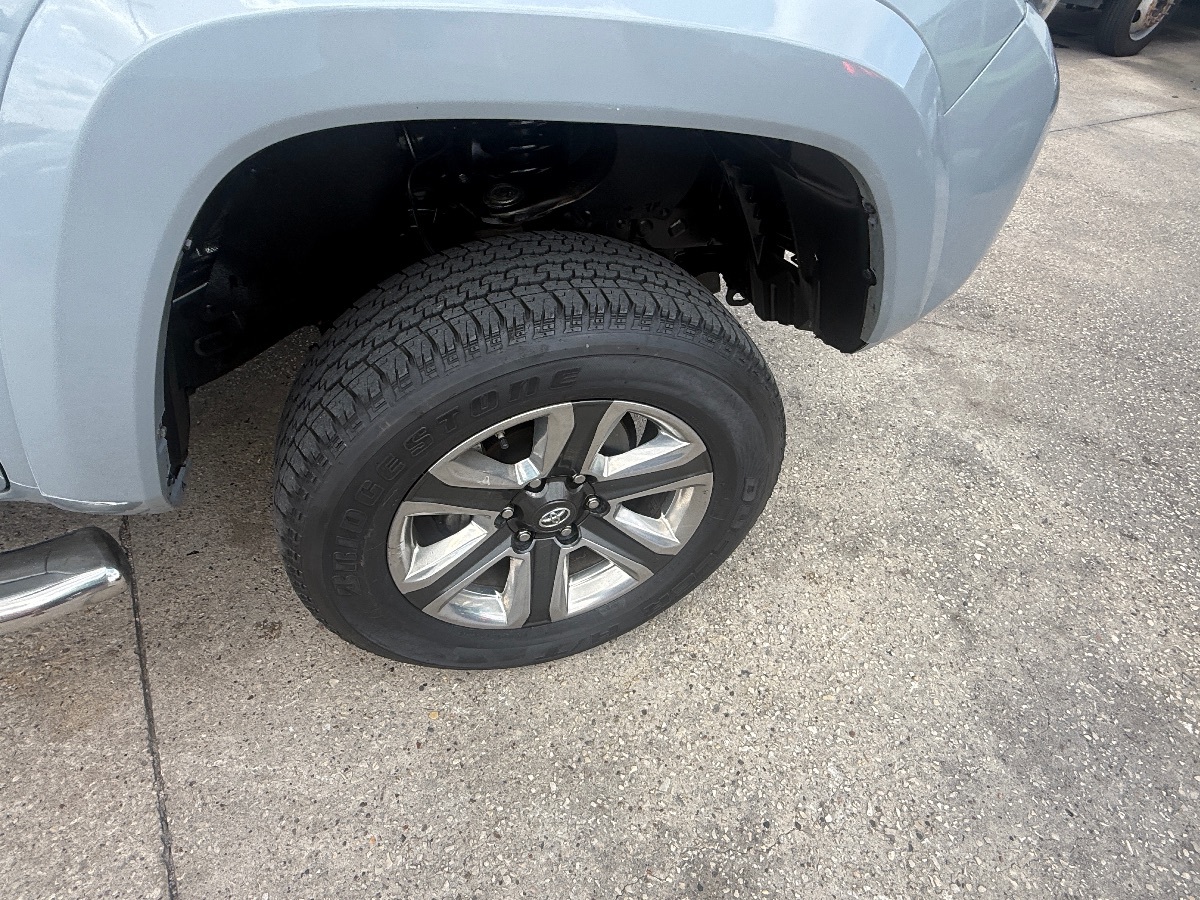 2019 Toyota Tacoma SR Double Cab V6 photo 16