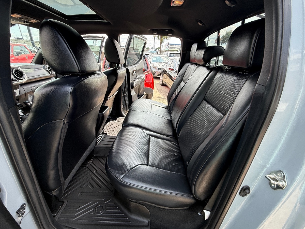 2019 Toyota Tacoma SR Double Cab V6 photo 22
