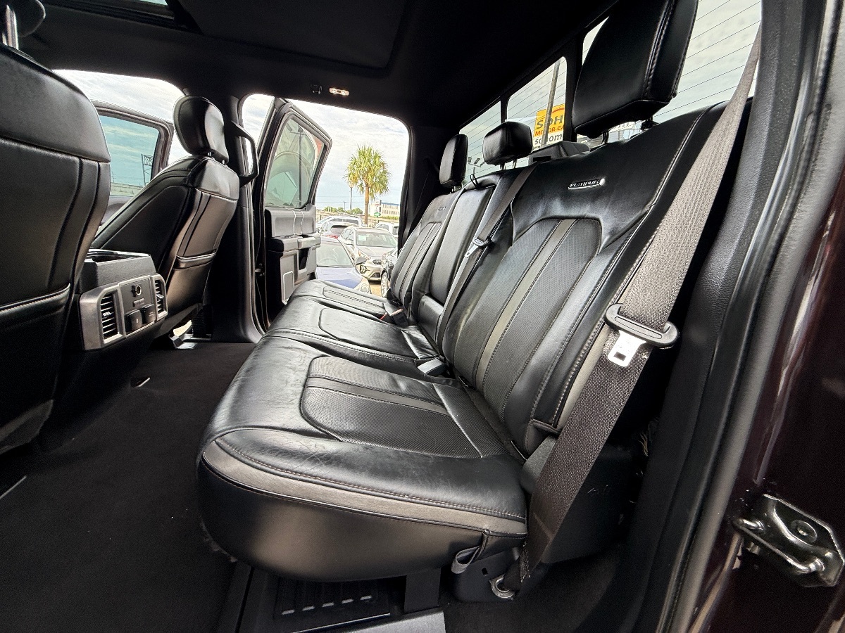 2019 Ford F-250 Platinum photo 22