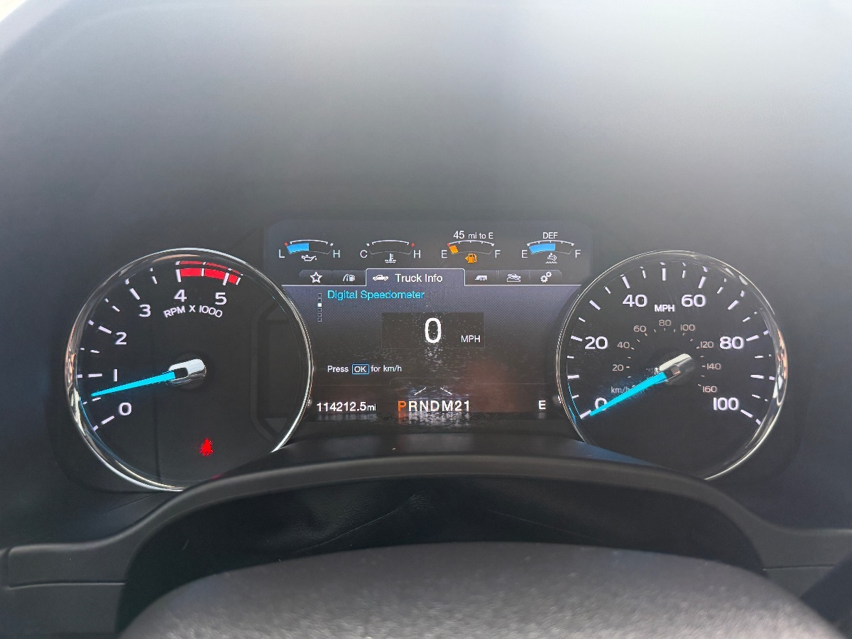 2019 Ford F-250 Platinum photo 28