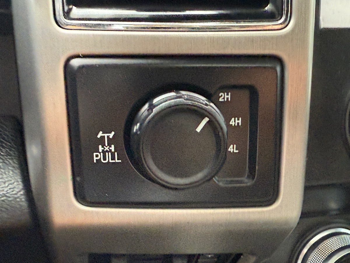 2019 Ford F-250 Platinum photo 34
