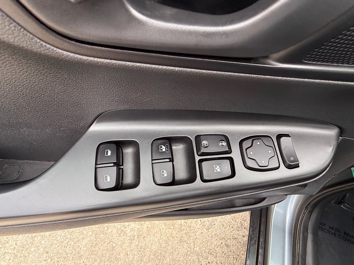 2020 Hyundai Kona SEL photo 14