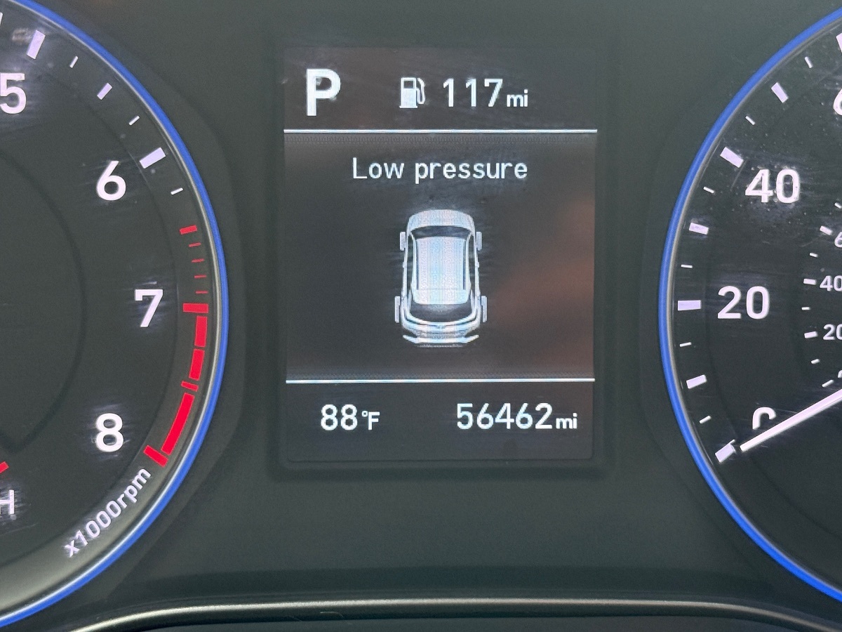 2020 Hyundai Kona SEL photo 21