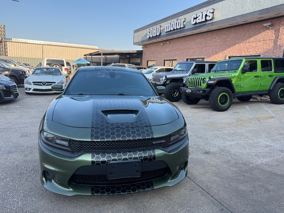 2020 Dodge Charger GT photo 6