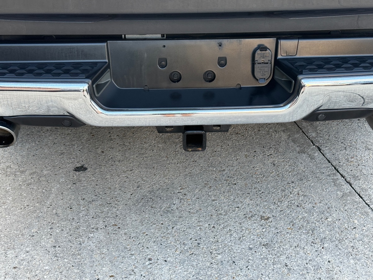 2020 Ram 1500 Laramie photo 5