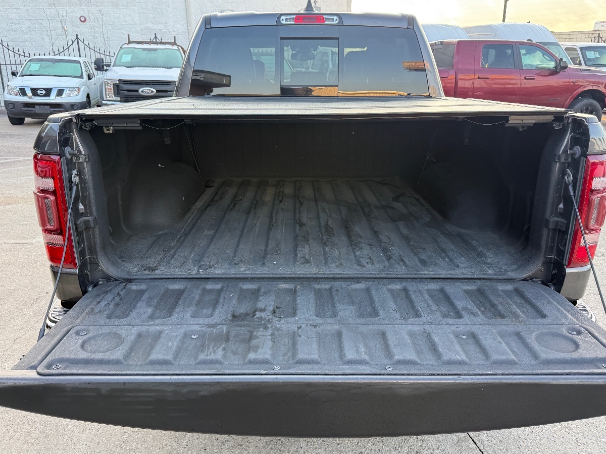 2020 Ram 1500 Laramie photo 7