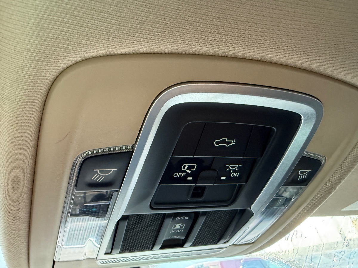 2020 Ram 1500 Laramie photo 30