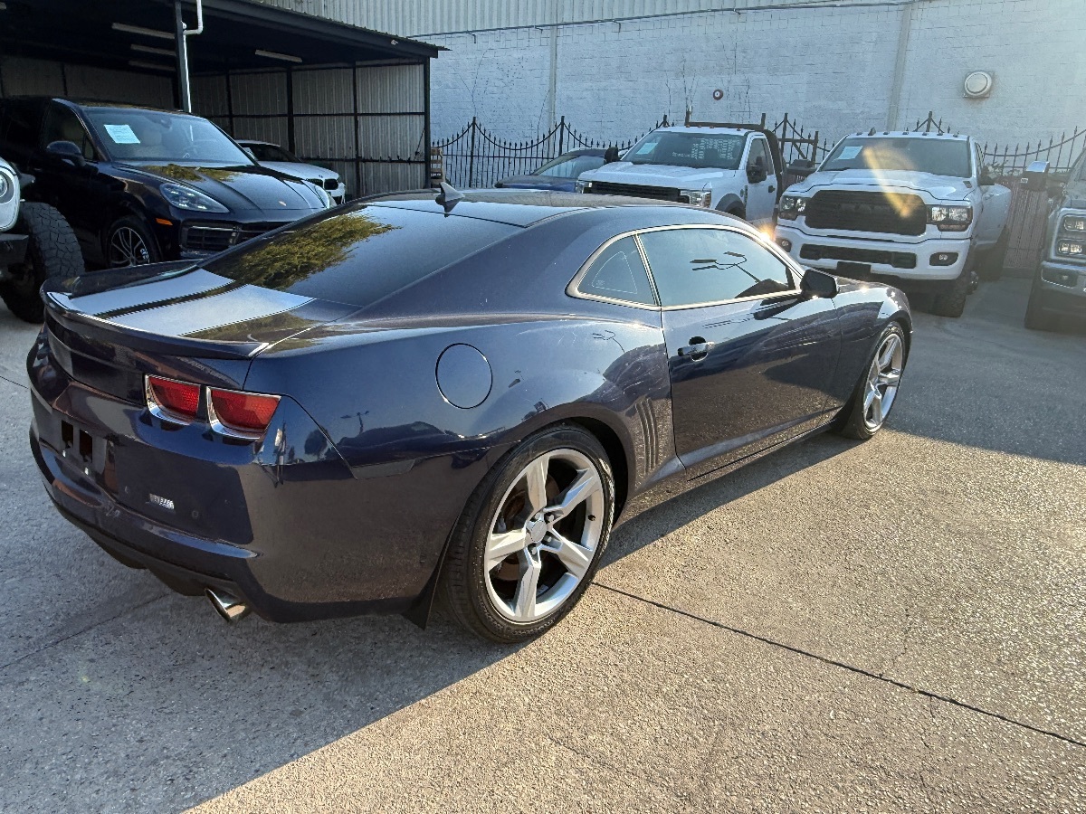 2011 Chevrolet Camaro 2SS photo 4