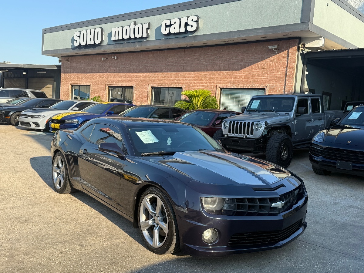 2011 Chevrolet Camaro 2SS photo 3