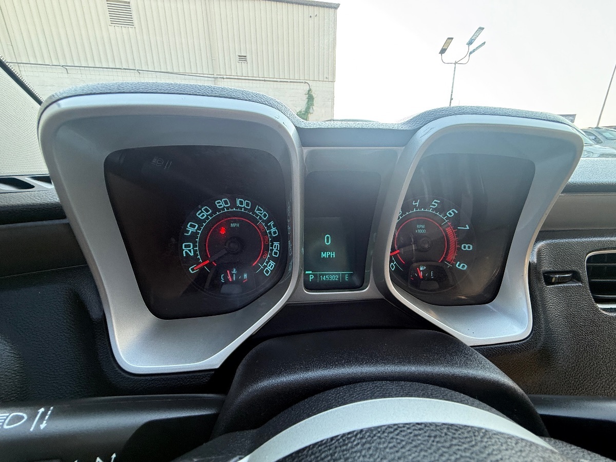 2011 Chevrolet Camaro 2SS photo 23