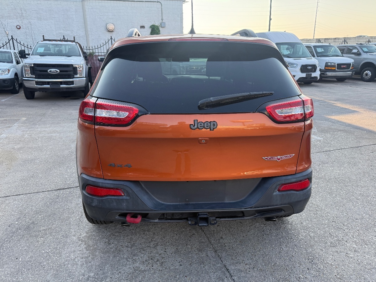 2016 Jeep Cherokee Trailhawk photo 5