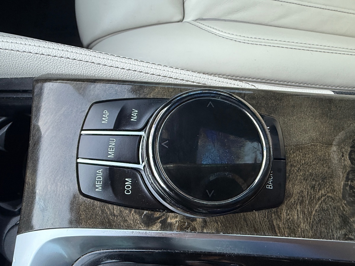 2018 Bmw 540i Sedan photo 33