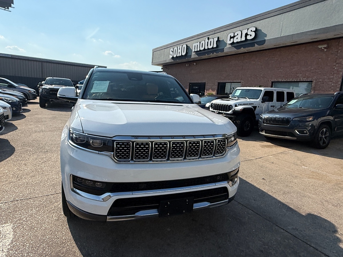 2022 Jeep Grand Wagoneer III photo 8