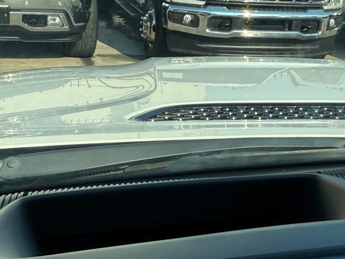 2022 Jeep Grand Wagoneer III photo 31