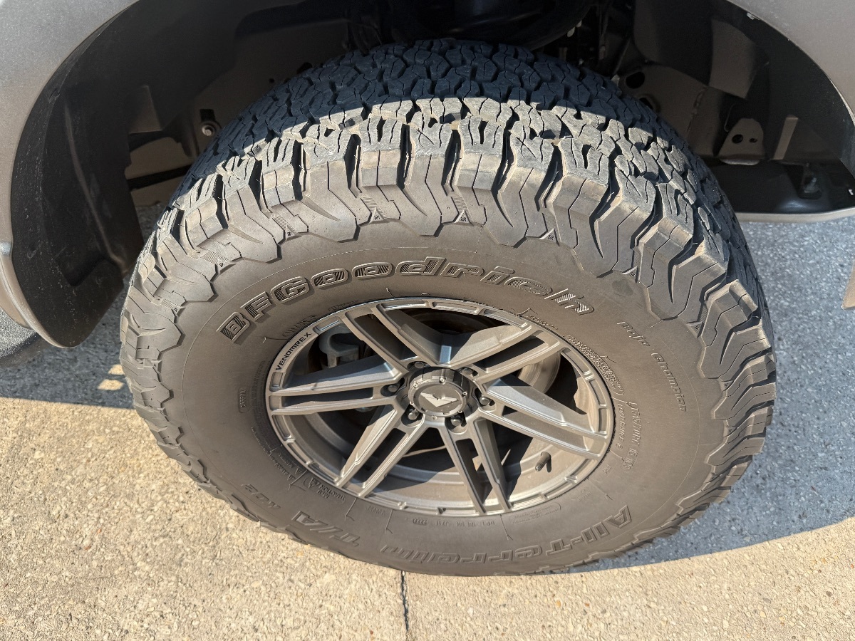 2020 Ford F-150 Raptor photo 14