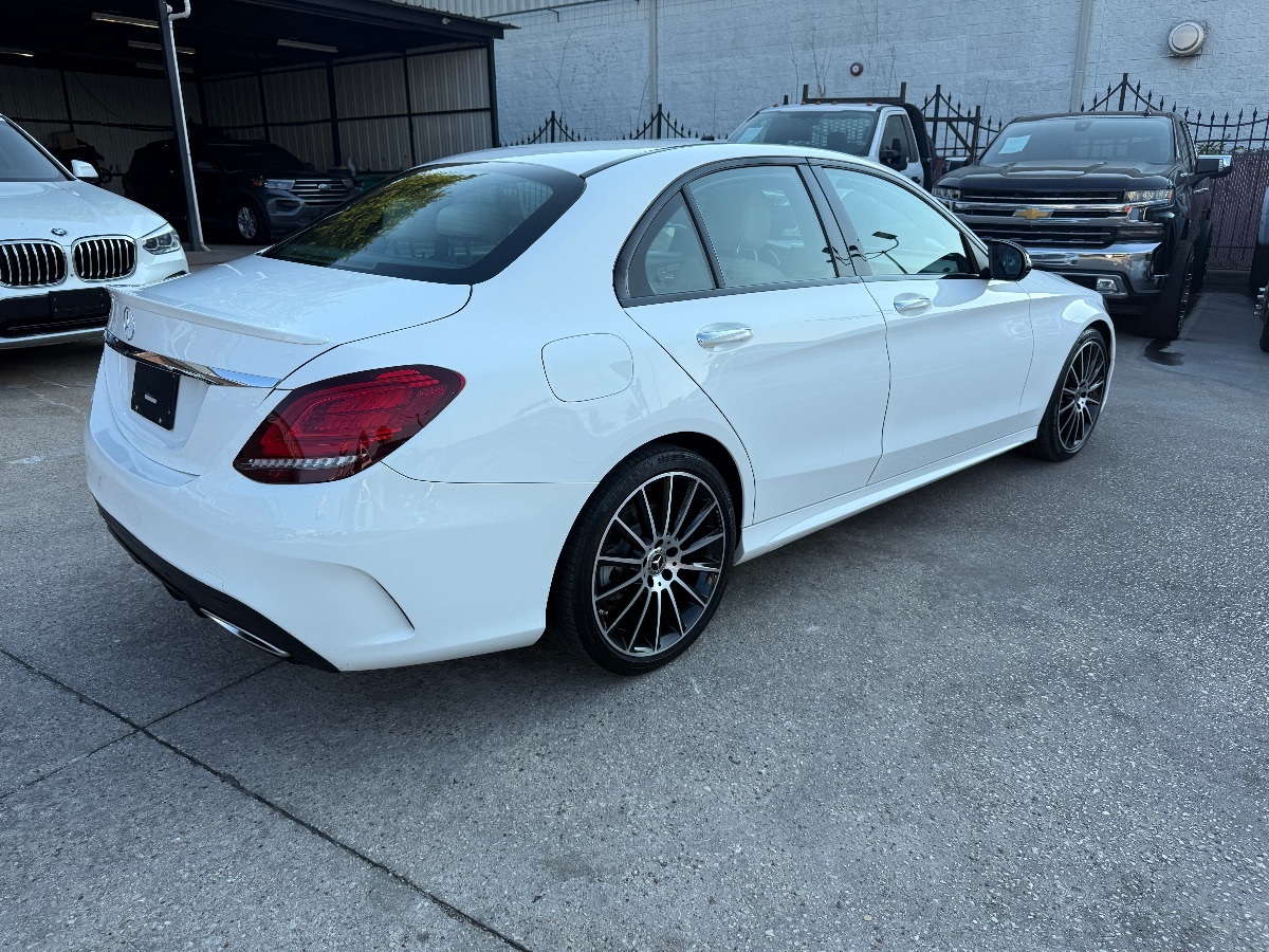 2021 Mercedes Benz C 300 photo 3