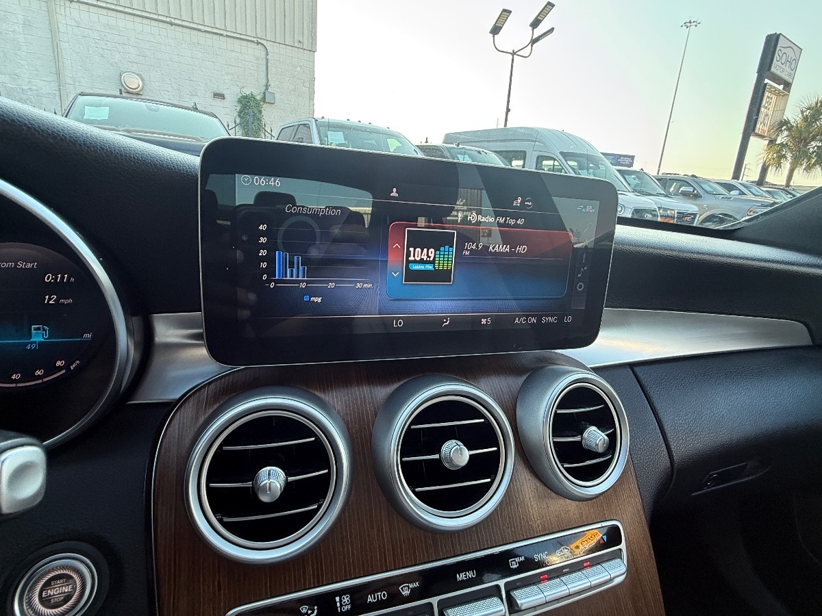 2021 Mercedes Benz C 300 photo 24