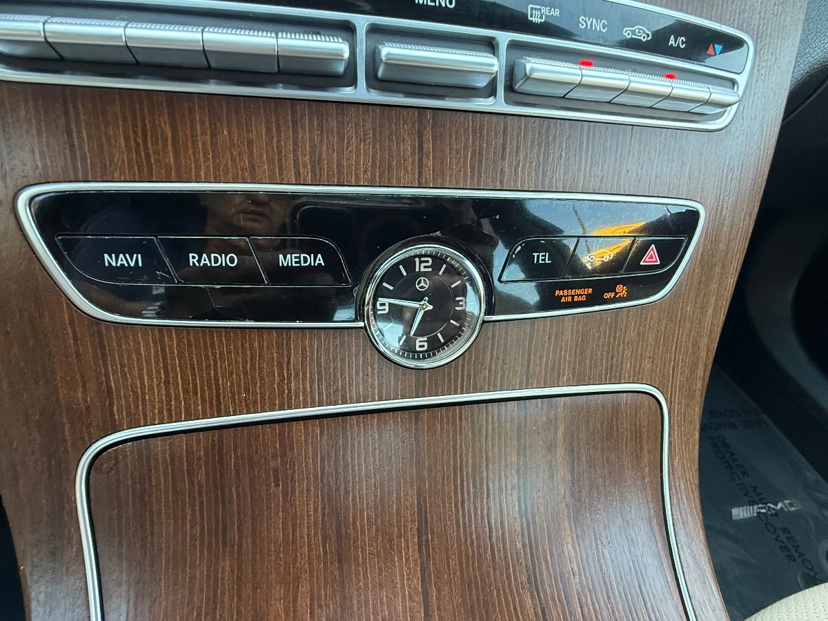 2021 Mercedes Benz C 300 photo 27