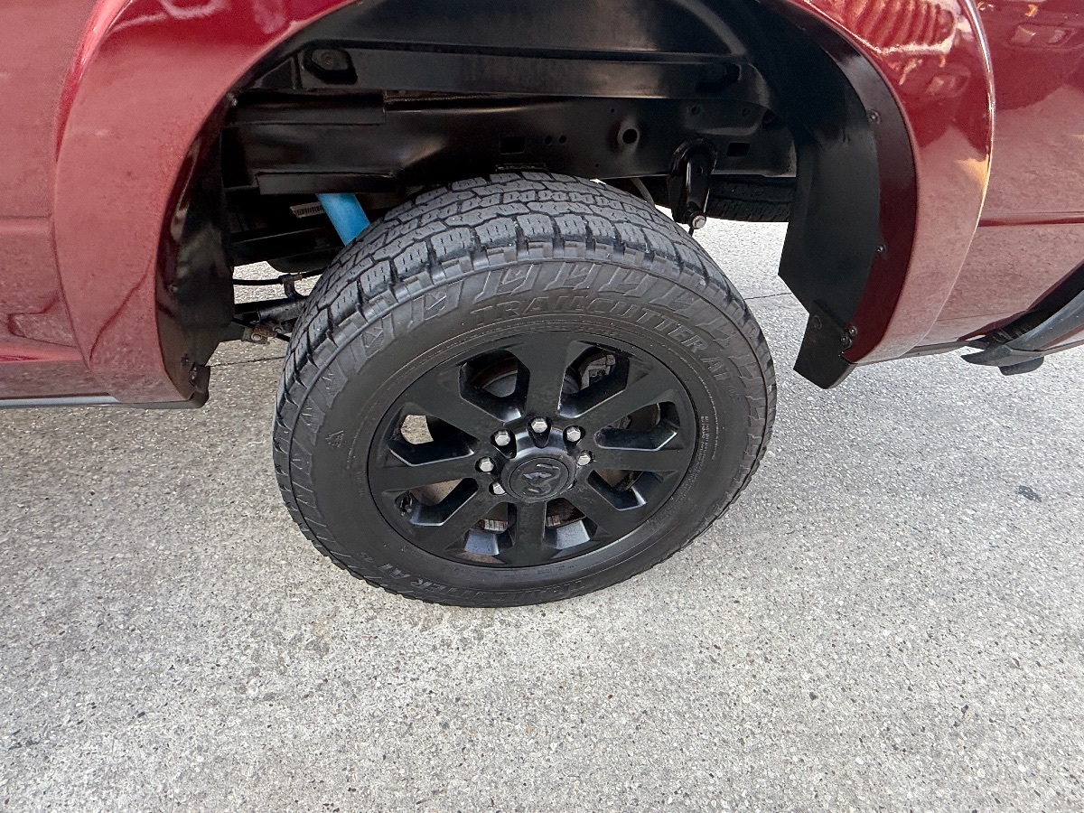 2021 Ram 2500 Laramie photo 12
