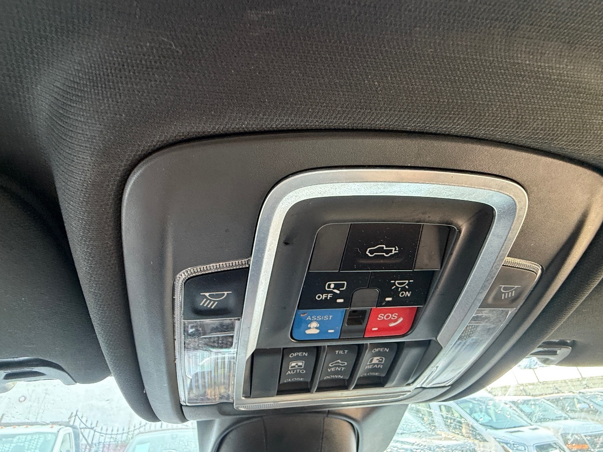 2021 Ram 2500 Laramie photo 39