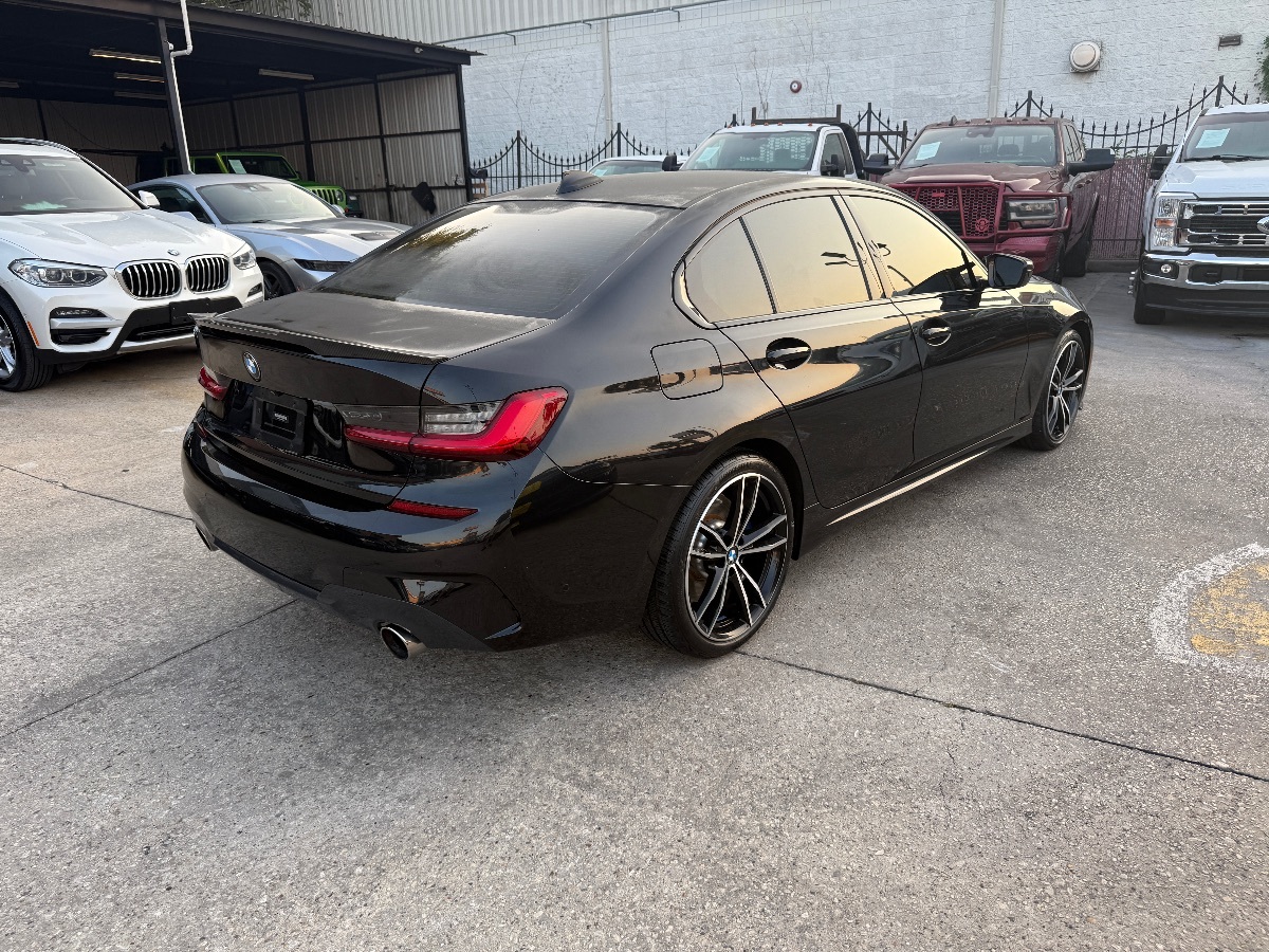 2021 Bmw 330i photo 2