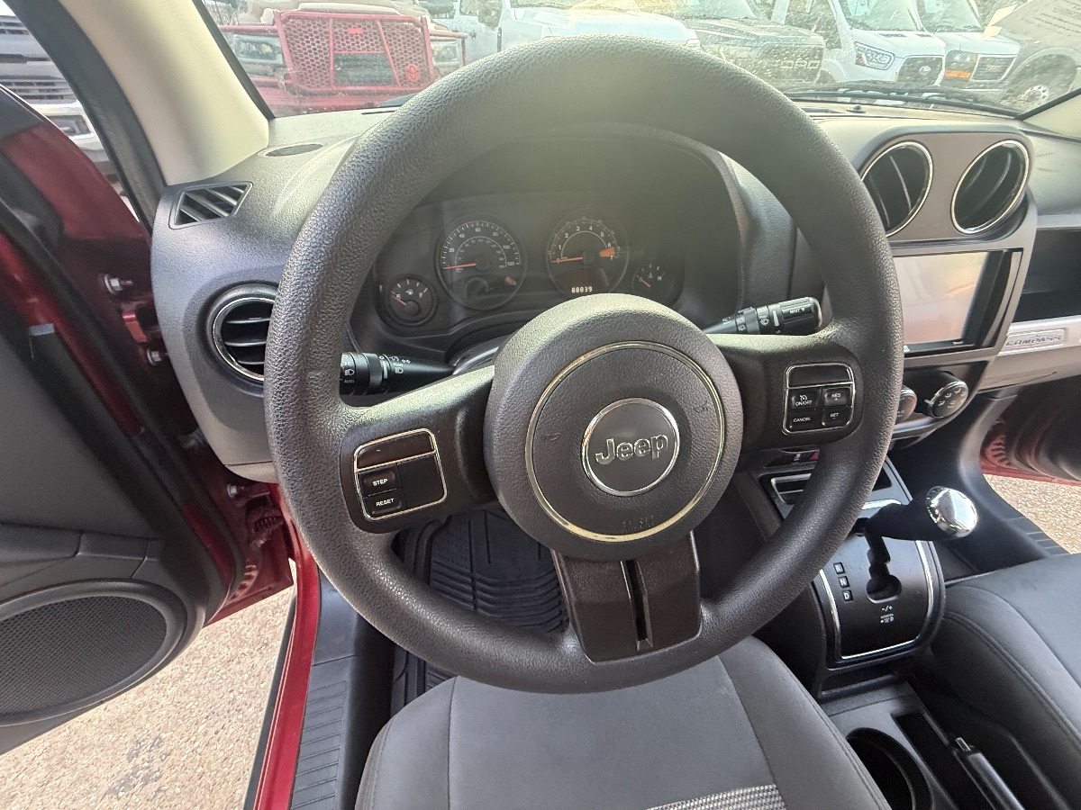 2017 Jeep Compass Sport photo 19