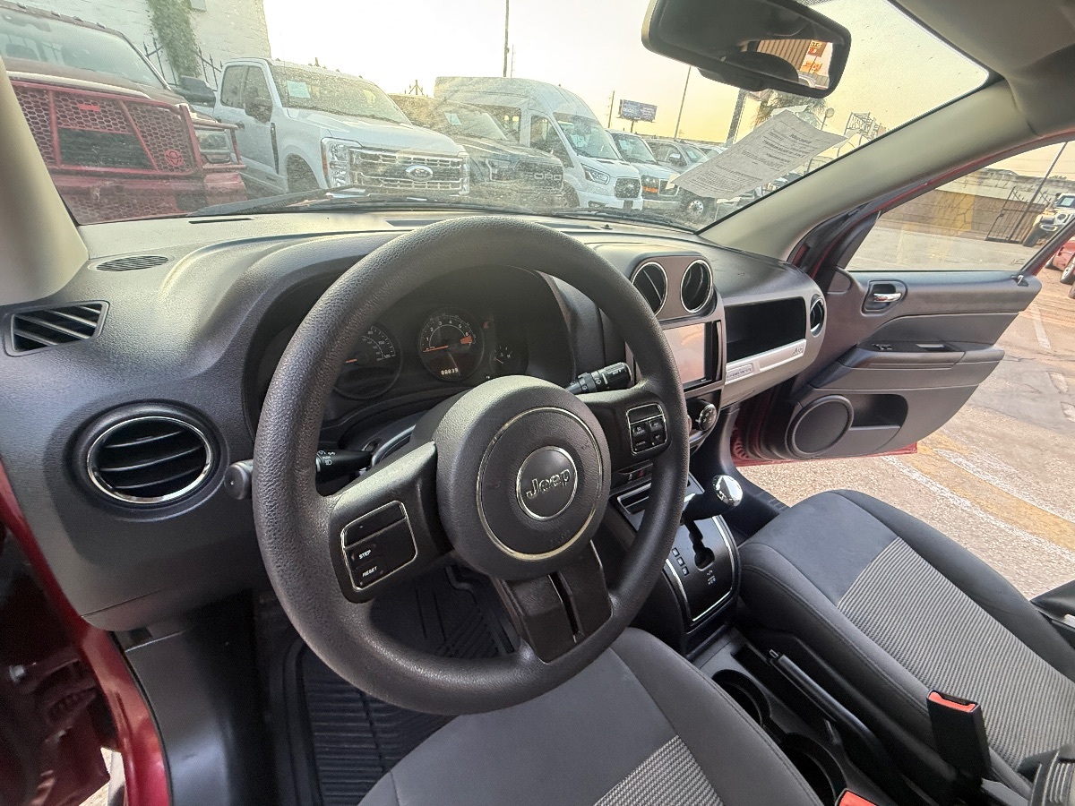 2017 Jeep Compass Sport photo 20
